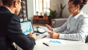 카드 현금화에 대한 상담 중인 금융 전문가와 고객의 모습